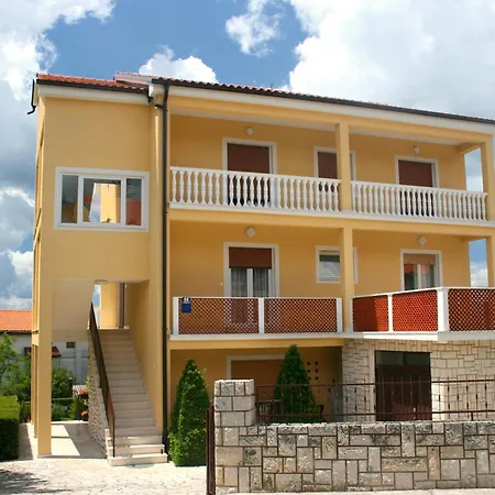 With A Parking Space Selce, Crikvenica - 5513 아파트 *