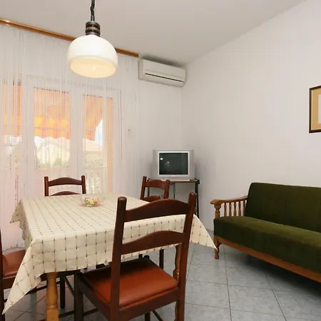 With A Parking Space Selce, Crikvenica - 5513 아파트