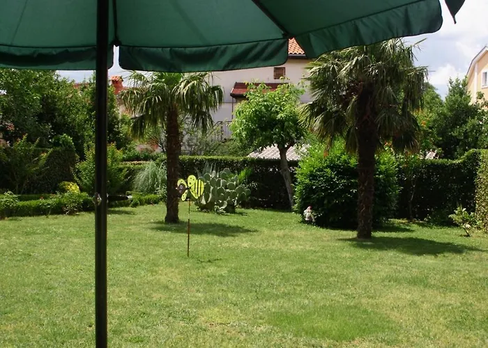 Апартаменты With A Parking Space Selce, Crikvenica - 5513