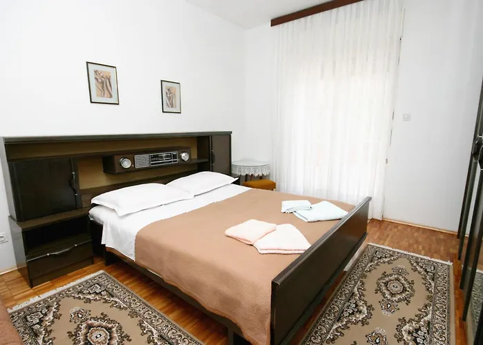 Апартаменты With A Parking Space Selce, Crikvenica - 5513