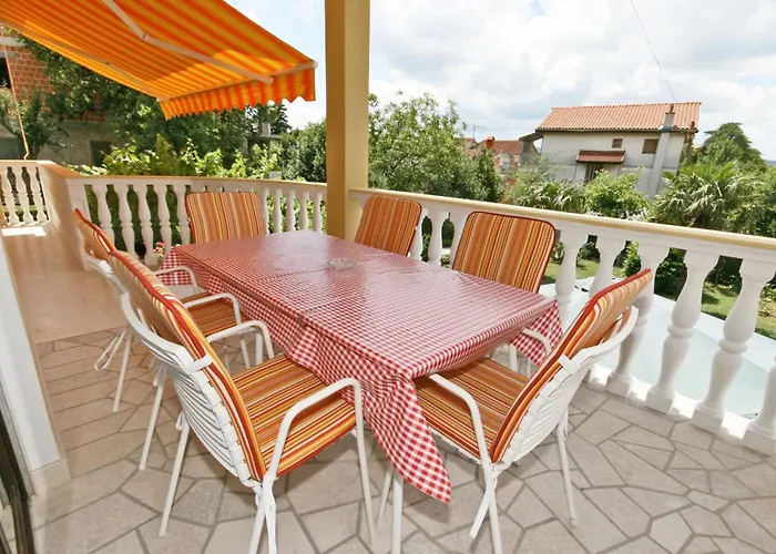 Апартаменты With A Parking Space Selce, Crikvenica - 5513 Селце