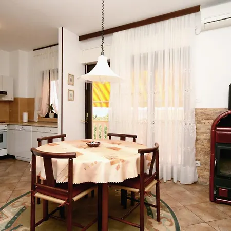 With A Parking Space Selce, Crikvenica - 5513 سيلتسي